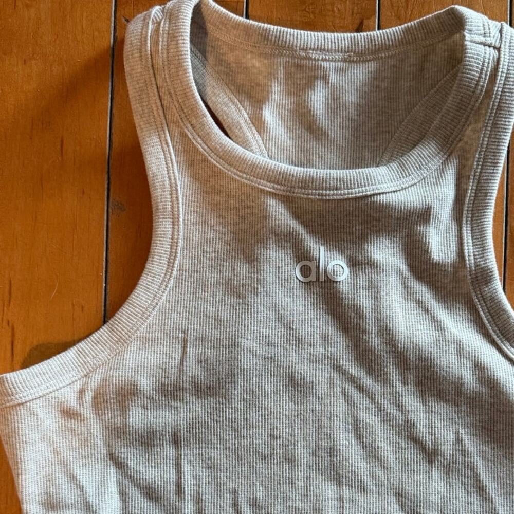 ALO Yoga Ribbed Tank Top in Light Beige/Cream